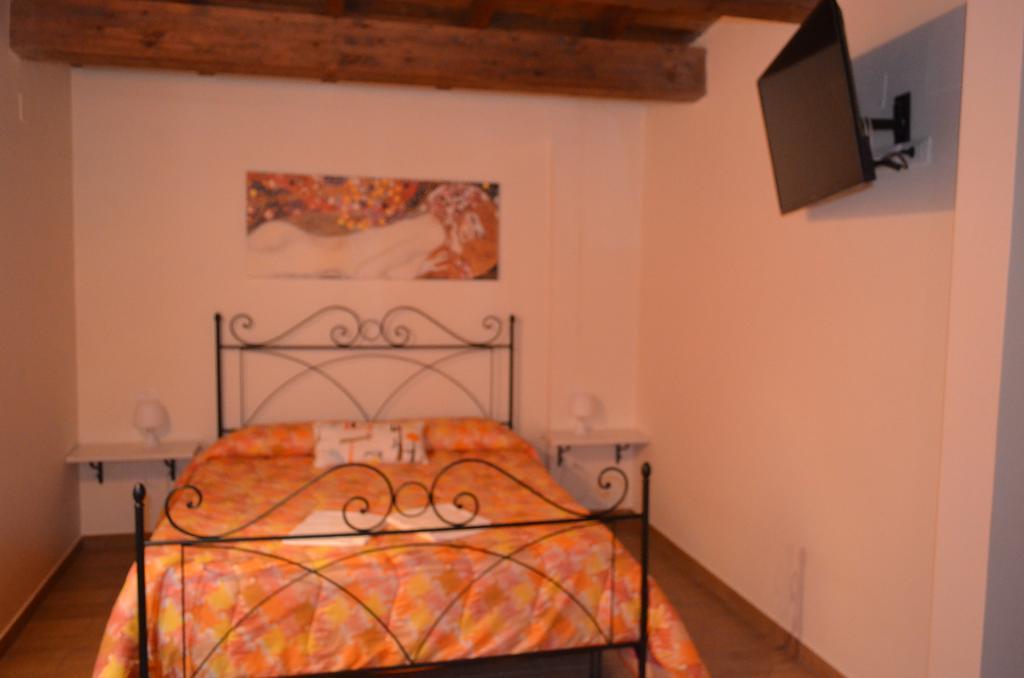B&B Il Vicoletto Λ' Άκουιλα Εξωτερικό φωτογραφία